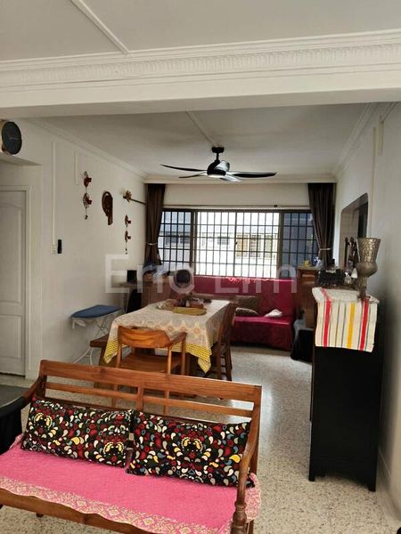 3 Bed Condo for Rent in  Laguna Park - Image 2